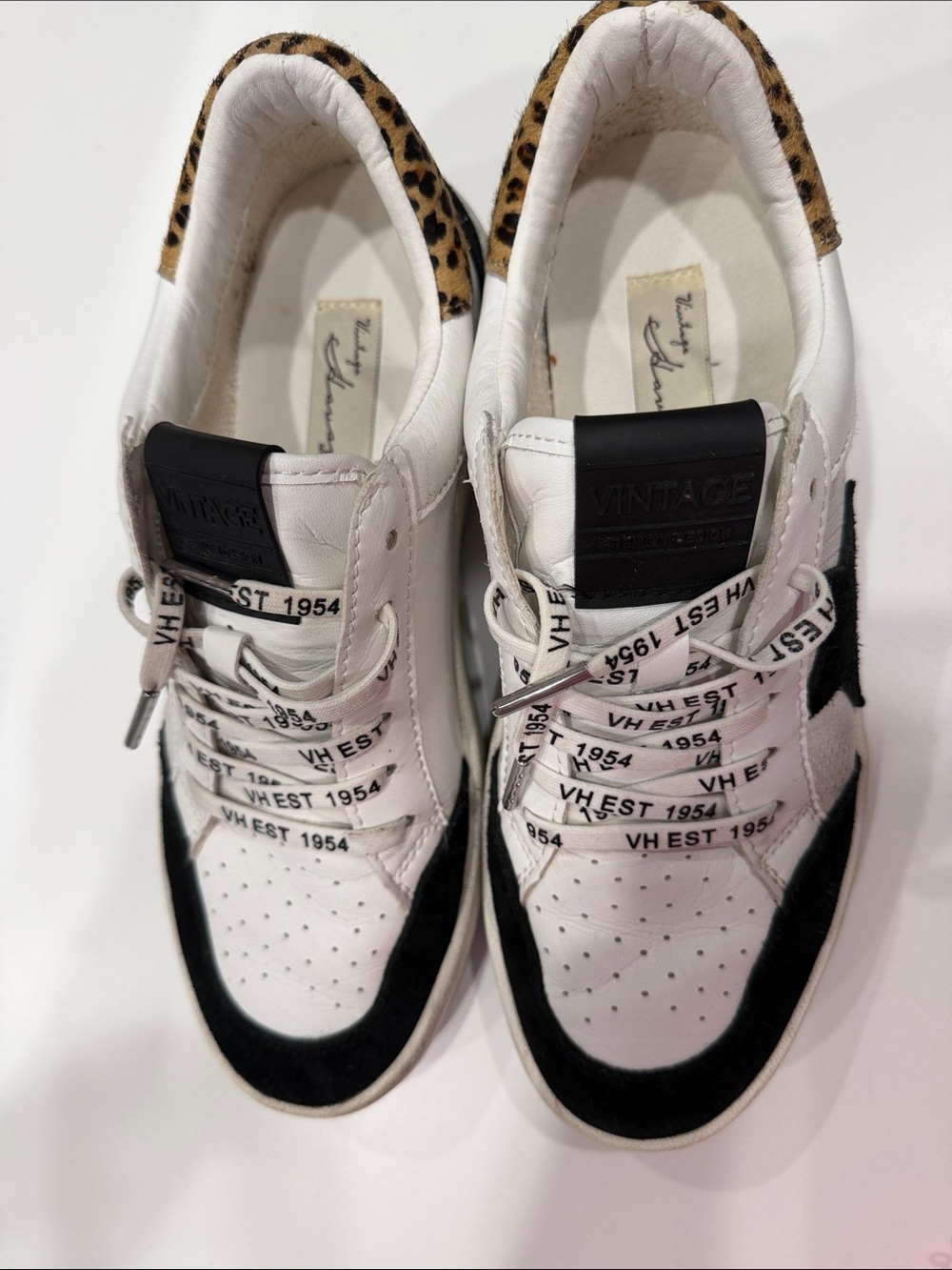 Vintage Havana White and Black Low-Top Sneakers with Leopard Trim